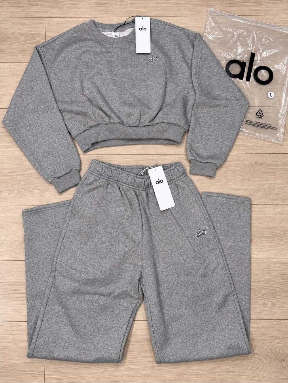 Alo Gray Fleece Sweatshirt & Jogger Set Size L